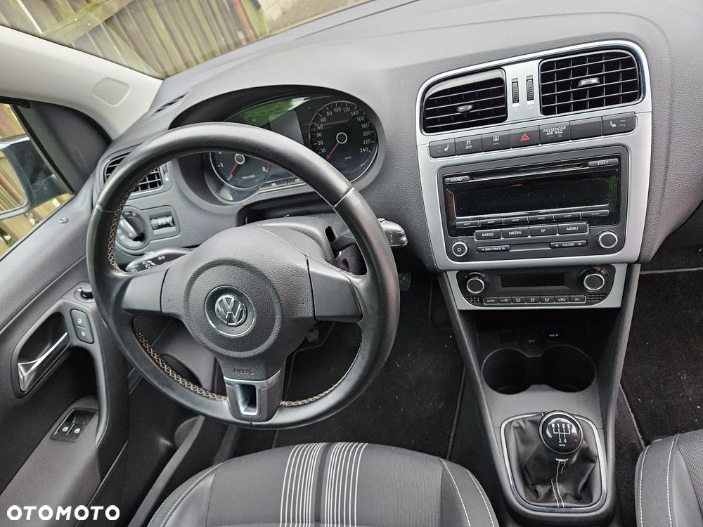 Volkswagen Polo 1.2 TSI MATCH - 6