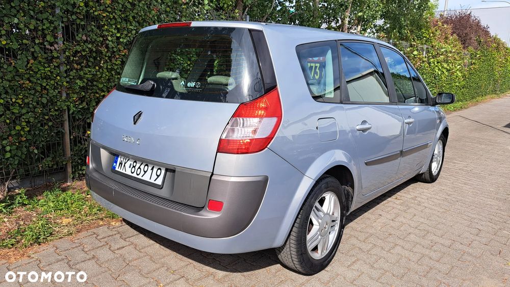 Renault Grand Scenic - 28
