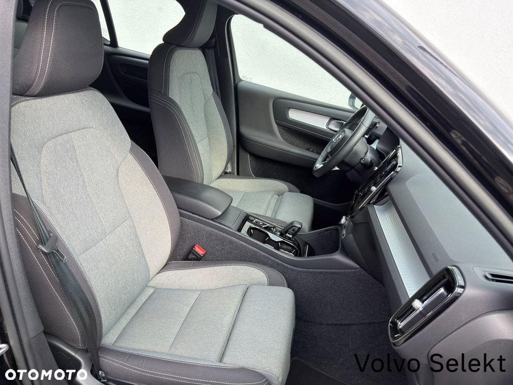 Volvo XC 40 - 29