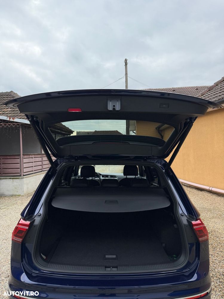 Volkswagen Tiguan 2.0 TDI SCR 4MOTION DSG R-Line - 21
