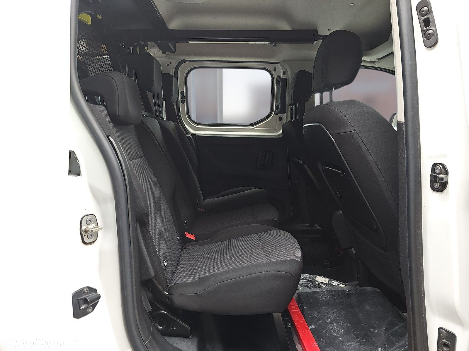 Toyota ProAce 2.3T 1.5D-4D 100KM long FurgonBrygActive - 23