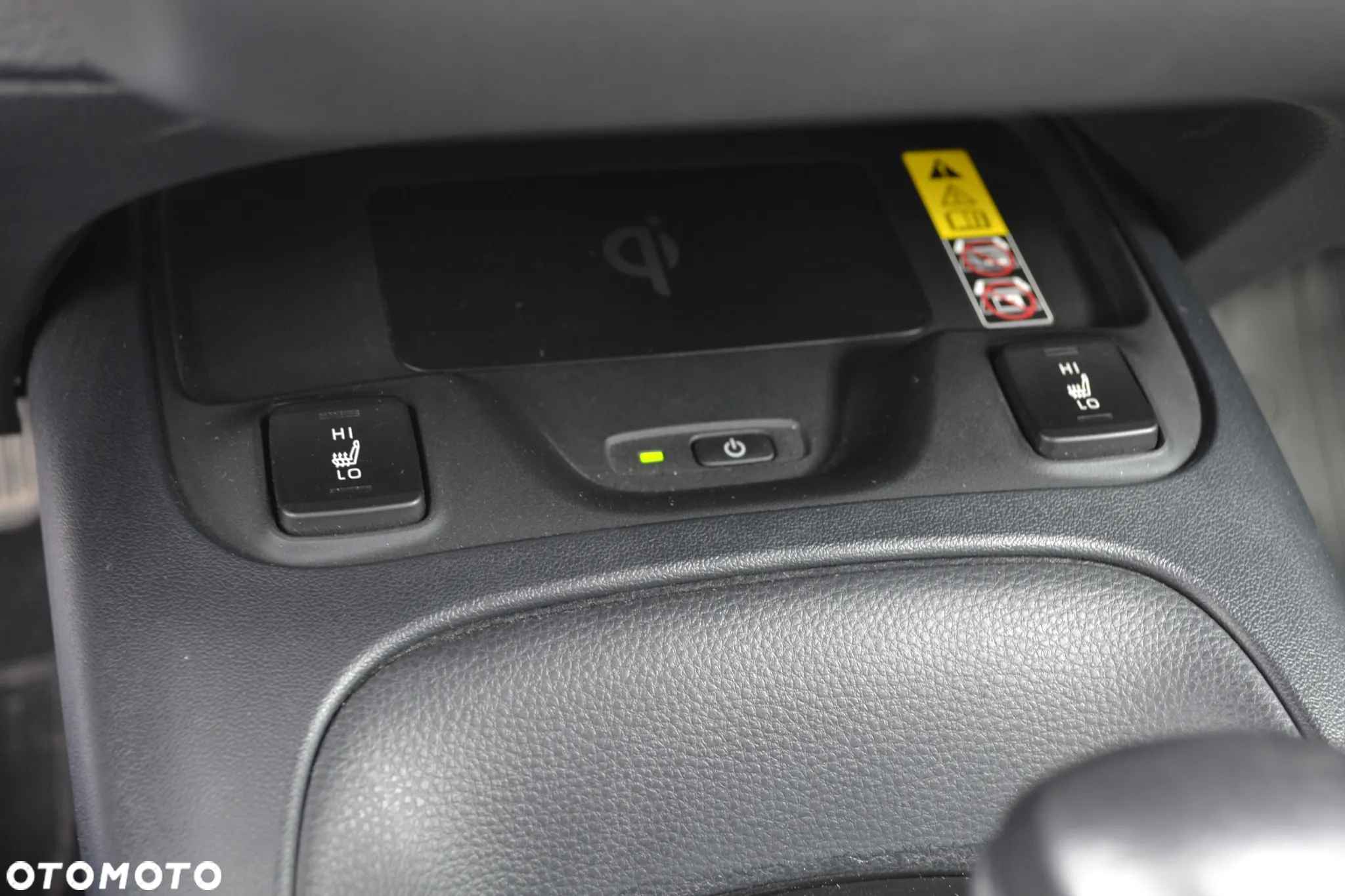 Toyota Corolla 1.8 Hybrid Comfort - 34