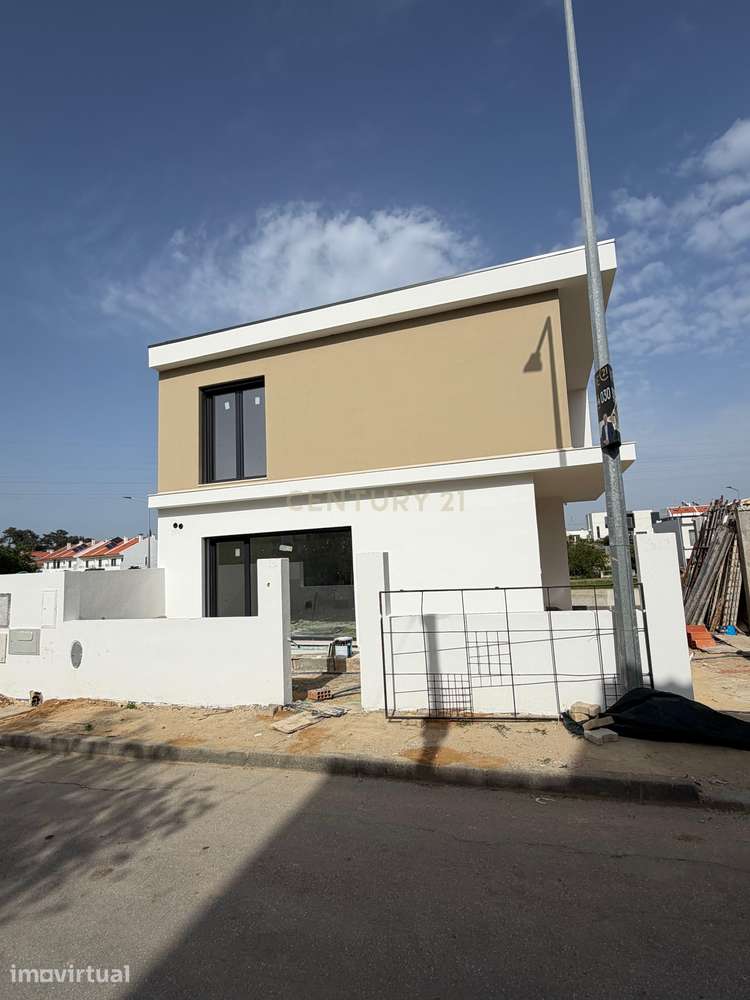 Moradia T3 c/piscina - Foros de Amora - Grande imagem: 2/23
