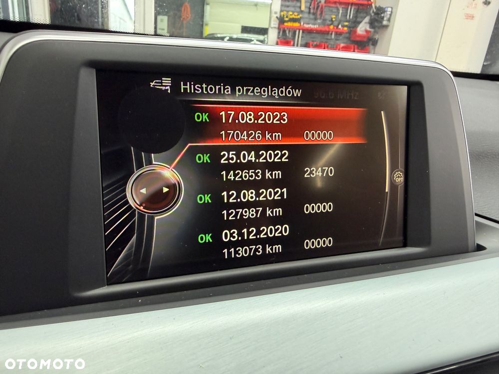BMW X1 sDrive18d Sport Line - 33