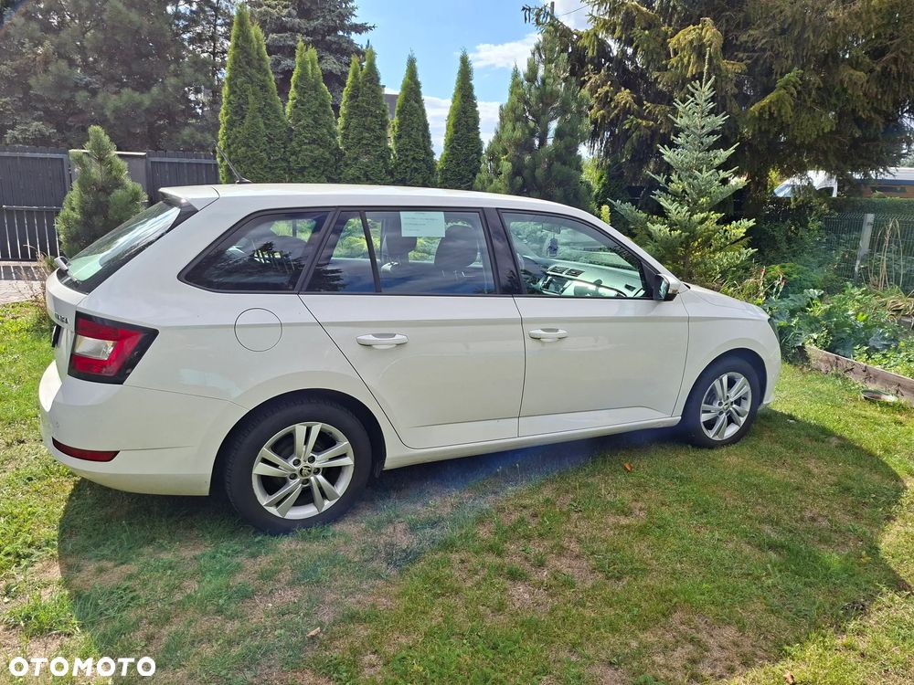 Skoda Fabia 1.0 TSI Ambition - 2