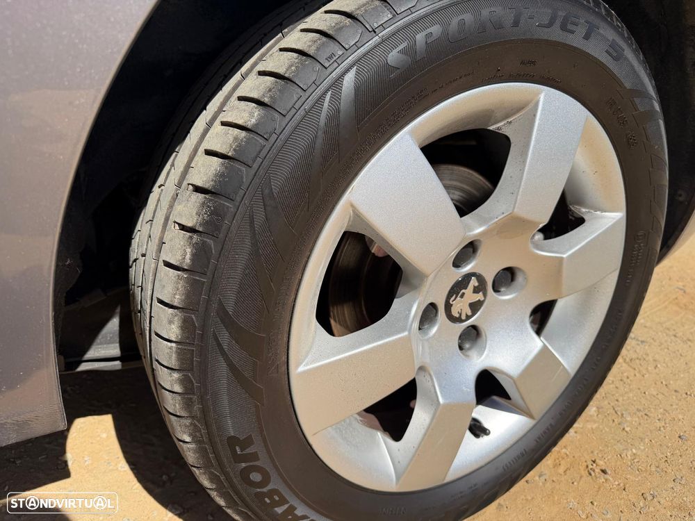 Peugeot 5008 1.6 HDi 7L SE Style - 7