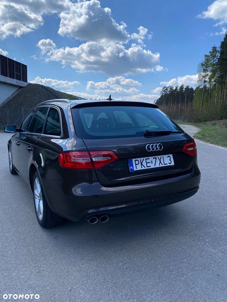 Audi A4 Avant - 4
