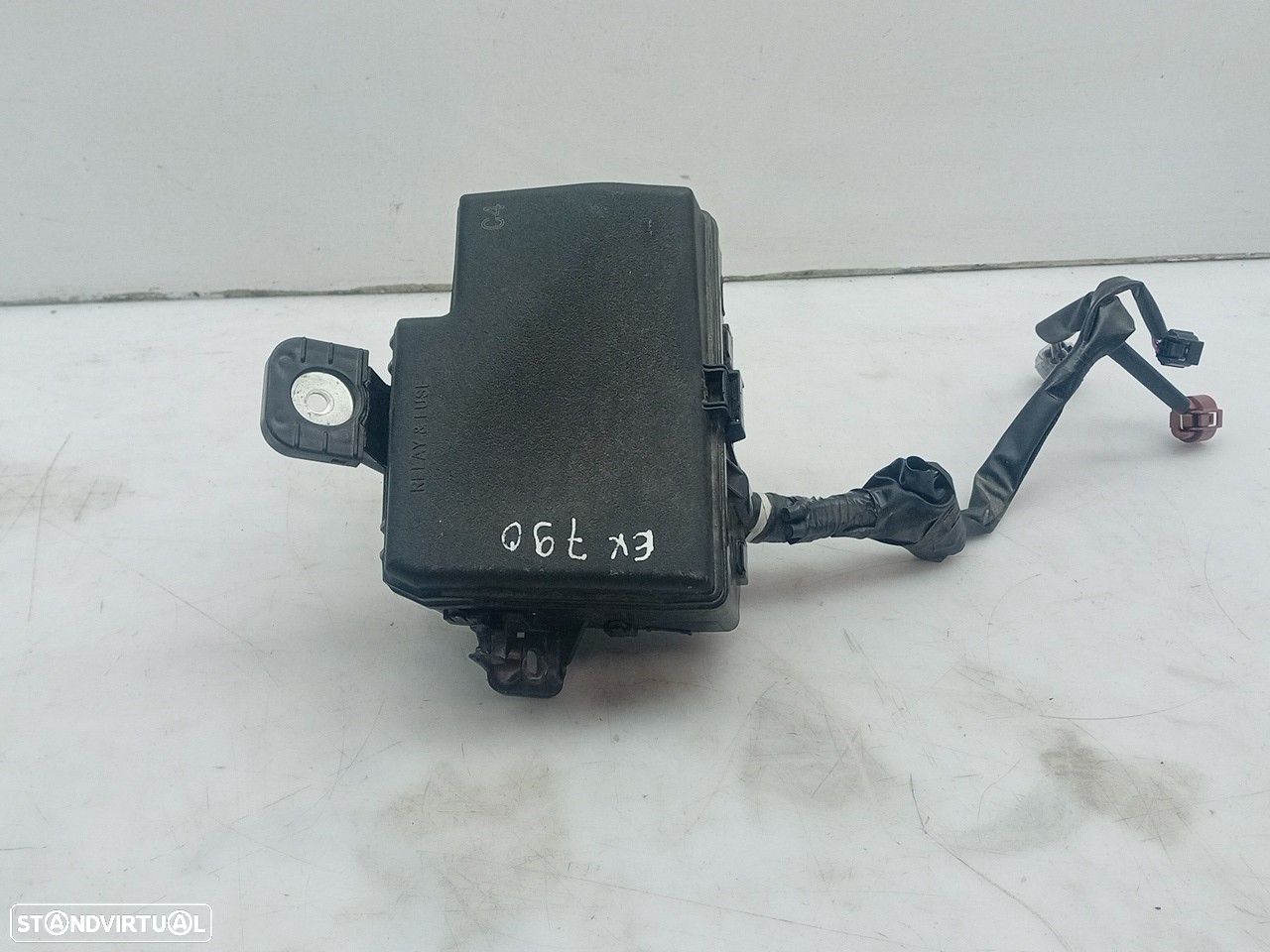 Caixa fusíveis / SAM / BSI TOYOTA Yaris (_P13_) - 1