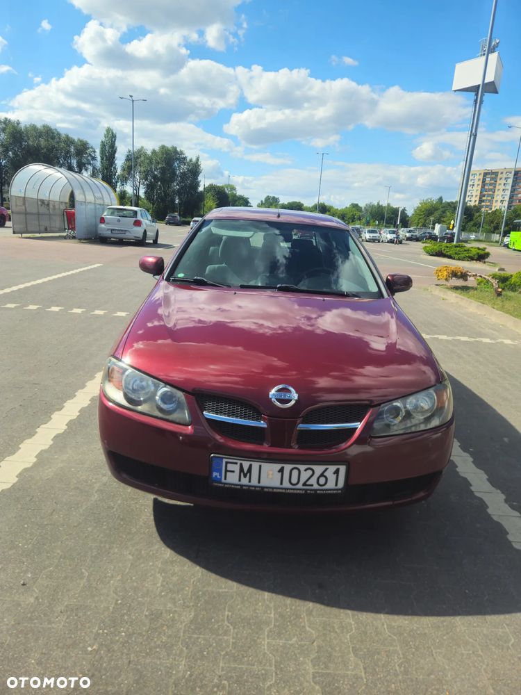 Nissan Almera - 12