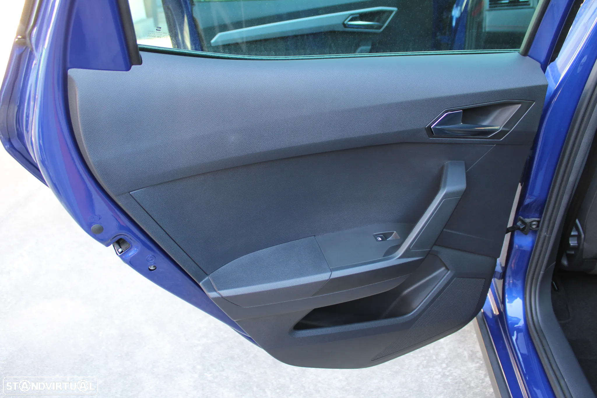 SEAT Arona 1.0 TSI FR - 50