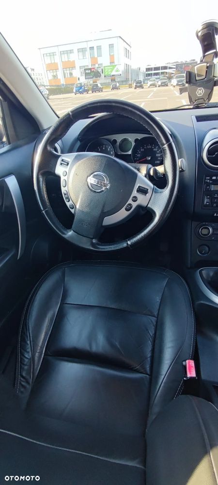 Nissan Qashqai 2.0 4x4 Tekna Premium - 10