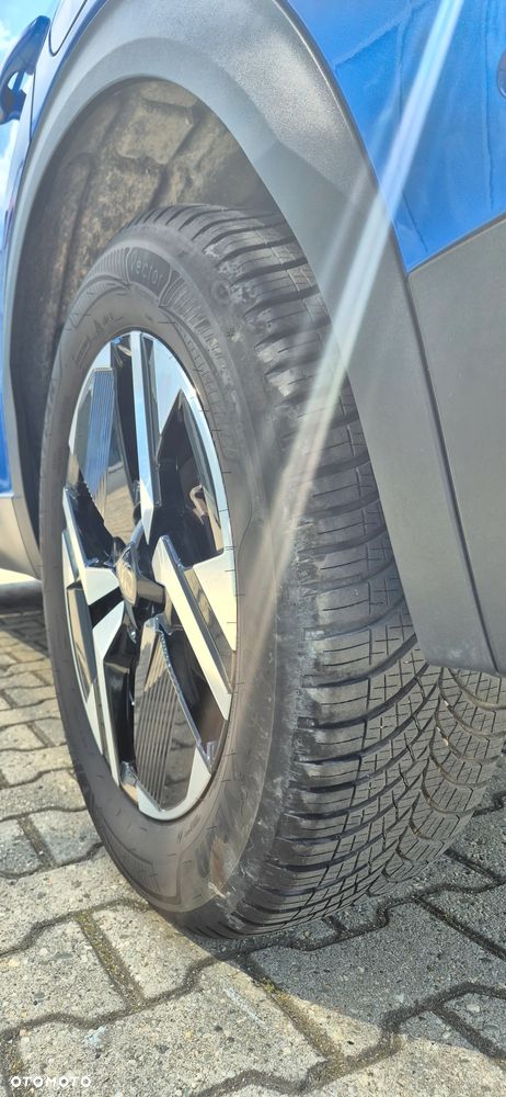 Peugeot 2008 PureTech 130 Allure S&S EAT8 - 33