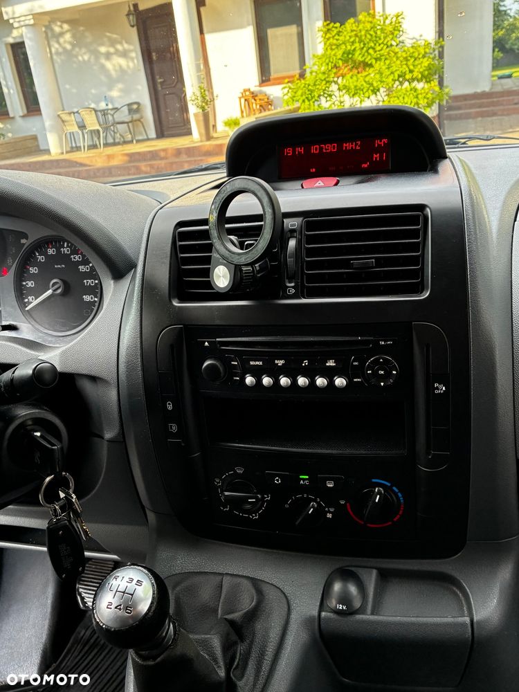 Peugeot Expert - 12