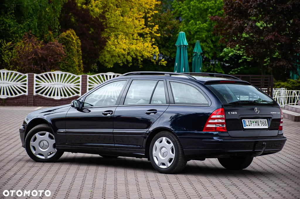 Mercedes-Benz Klasa C 180 T Kompressor Avantgarde - 30