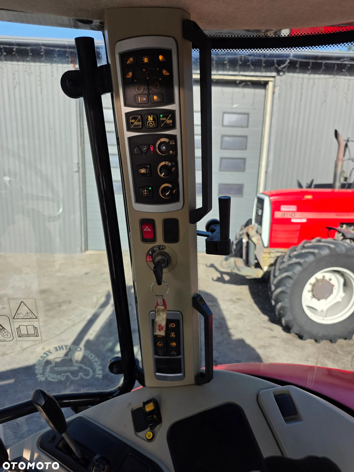 Massey Ferguson 5712 SL Dyna 4 - 23