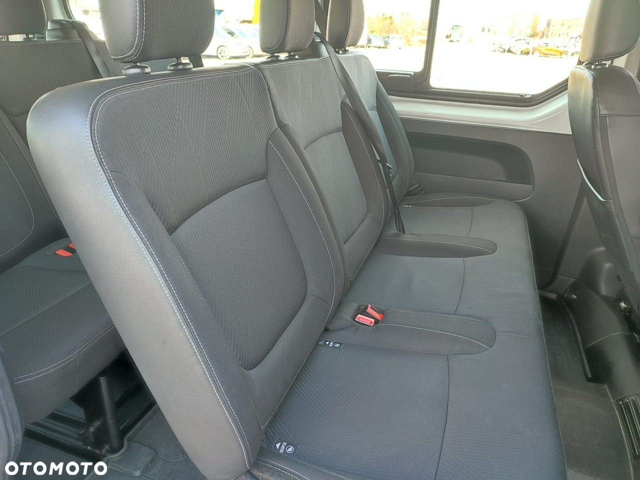 Renault Trafic Grand SpaceClass 2.0 dCi EDC - 11