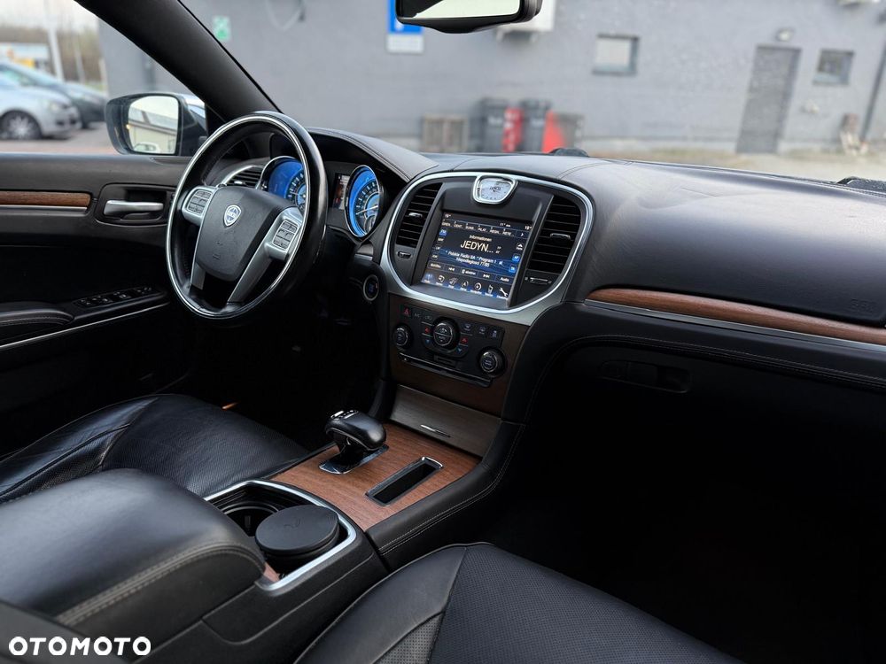 Lancia Thema 3.6 V6 VVT 24V Automatik Platinum - 35