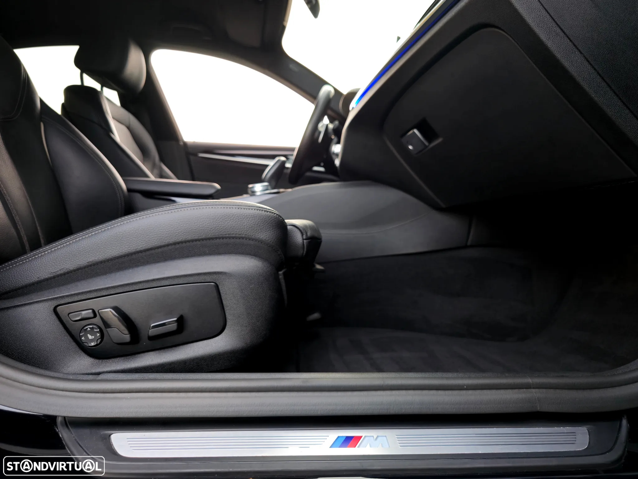 BMW 520 d Pack M Auto - 31