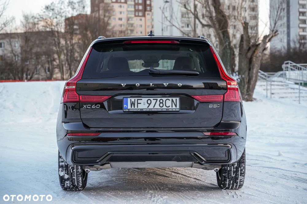 Volvo XC 60 B5 B AWD Ultimate Black Edition - 10