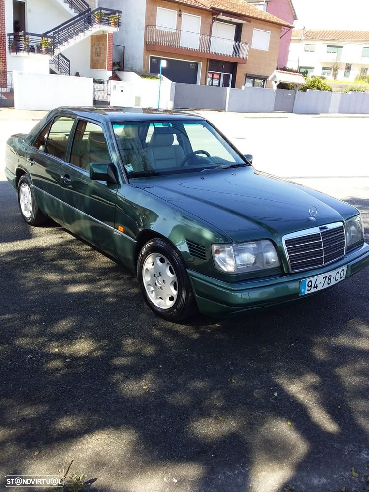 Mercedes-Benz E 250 D Turbo - 2