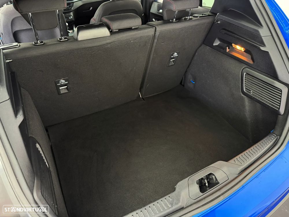 Ford Focus 1.0 EcoBoost MHEV ST-Line - 11