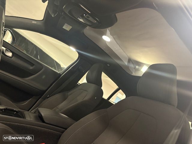 Volvo C40 Recharge Plus - 8