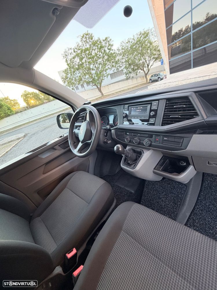 VW Transporter 2.0 TDI - 21