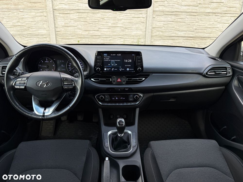 Hyundai i30 1.6 D Comfort - 7