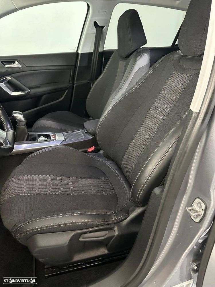 Peugeot 308 PureTech 110 Stop & Start Allure - 11