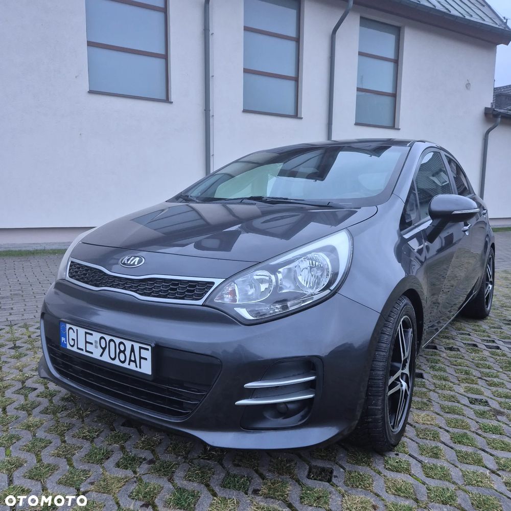 Kia Rio - 4