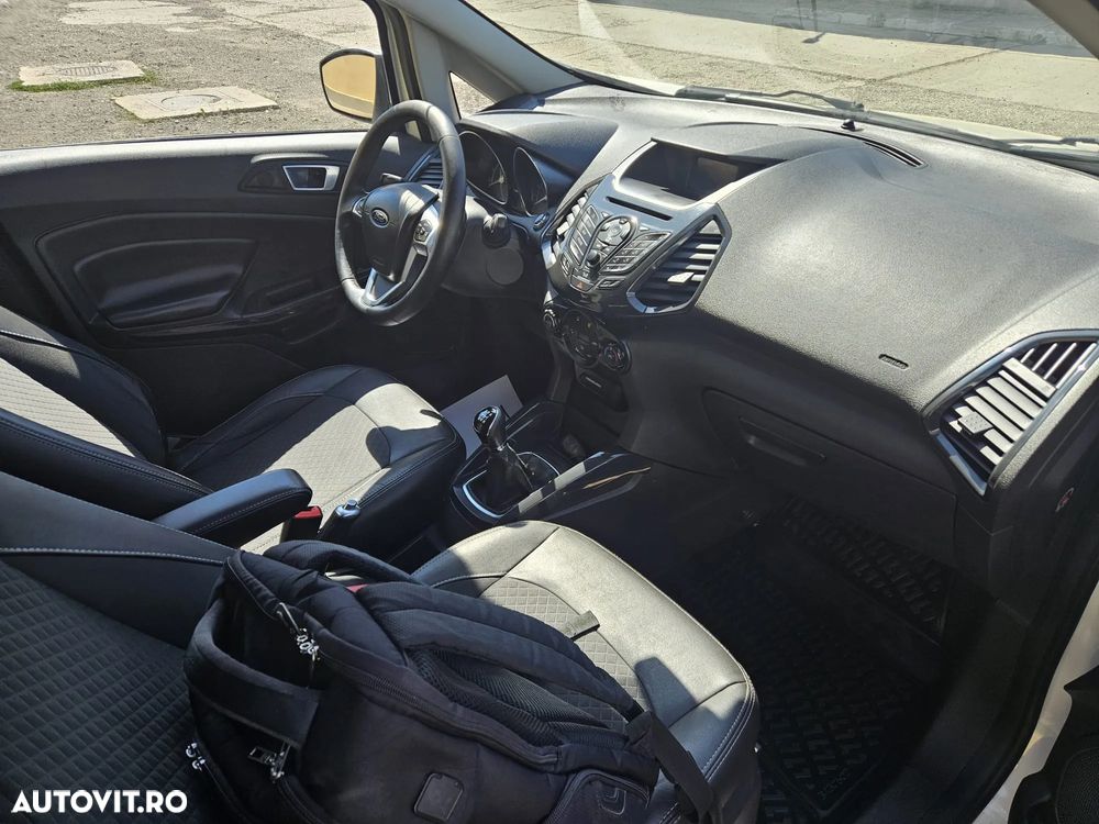 Ford EcoSport 1.5 TDCi Titanium - 8