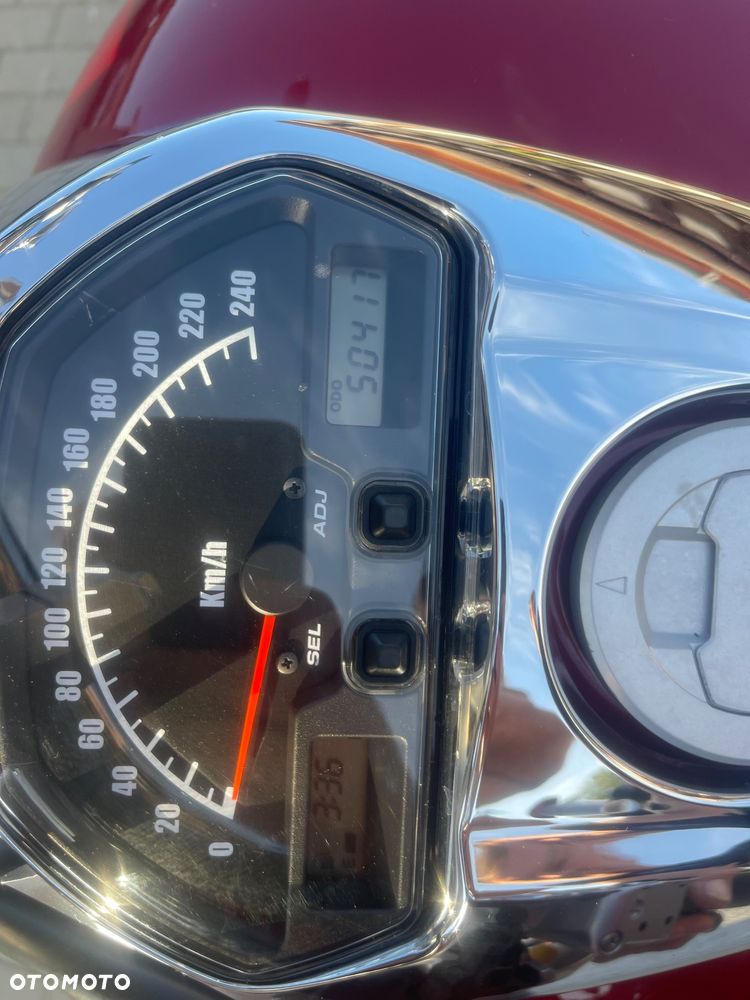 Suzuki Intruder - 5