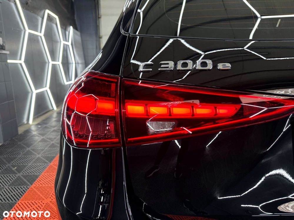 Mercedes-Benz Klasa C 300 e 9G-TRONIC Avantgarde - 10