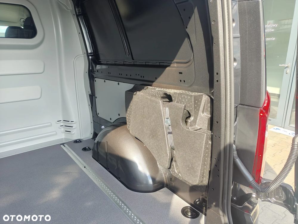 Mercedes-Benz Vito - 12