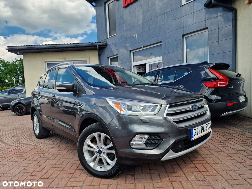 Ford Kuga 2.0 TDCi AWD Titanium - 11