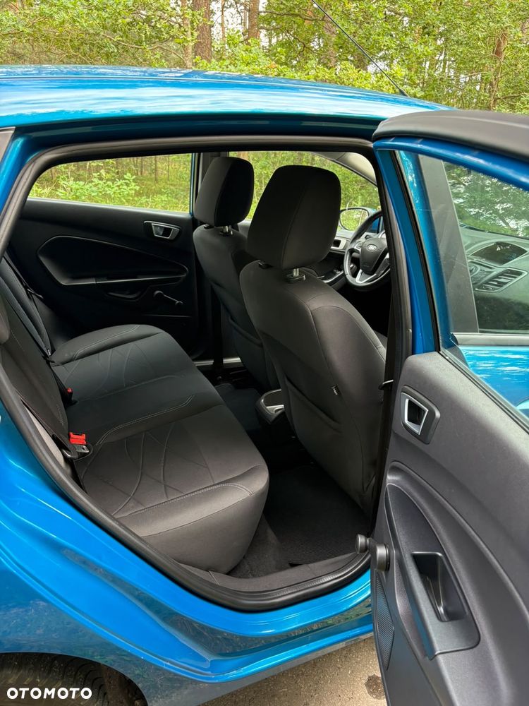 Ford Fiesta 1.25 Celebration - 9