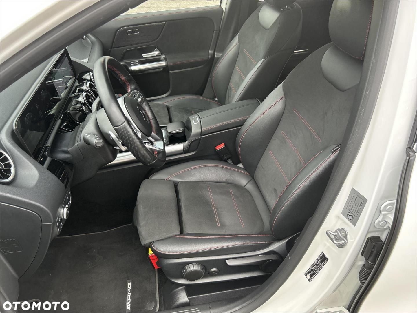 Mercedes-Benz GLA 200 d AMG Line - 18