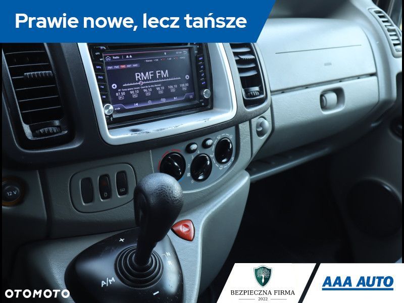 Renault trafic - 12