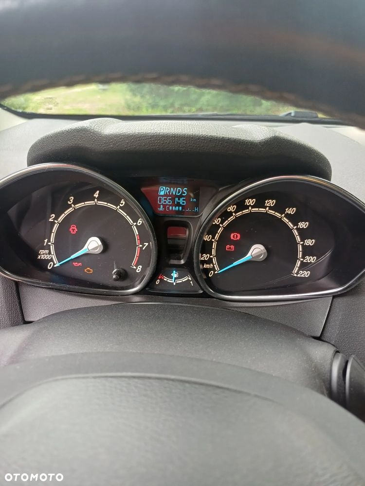 Ford Fiesta 1.0 EcoBoost S&S TITANIUM - 13