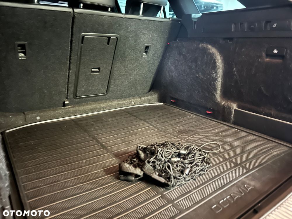 Skoda Superb 2.0 TSI 4x4 Sportline DSG - 8