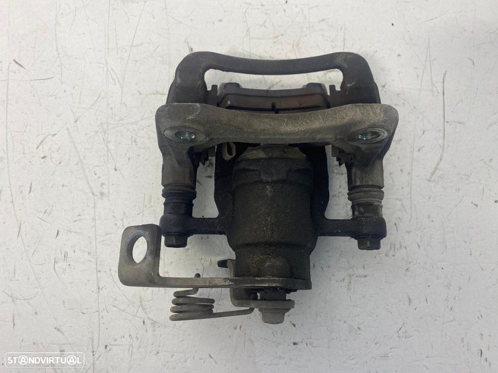 Pinças de travão Dto Frente KIA CARENS IV REF. BC140180 - 4