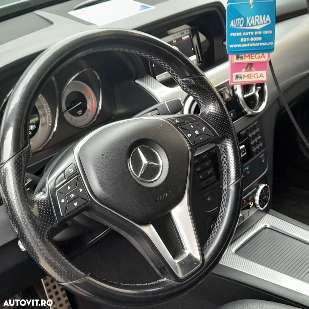 Mercedes-Benz GLK - 9