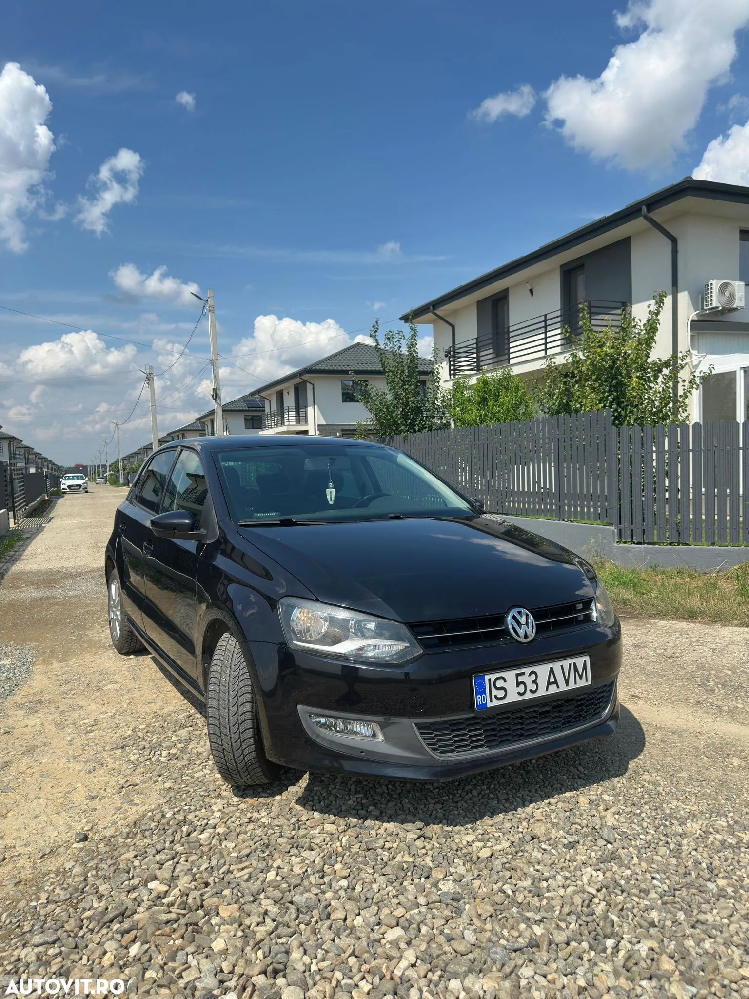 Volkswagen Polo - 2