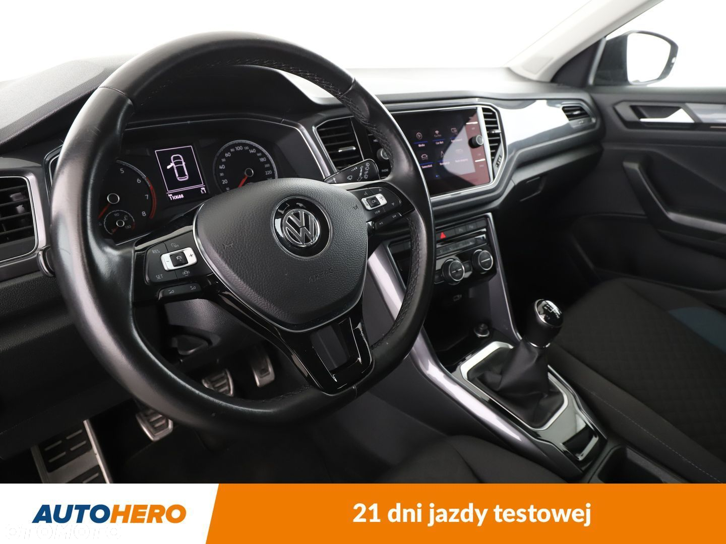 Volkswagen T-Roc - 11