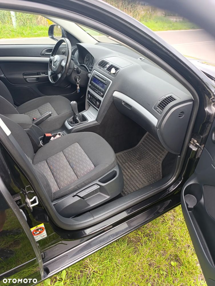 Skoda Octavia - 16