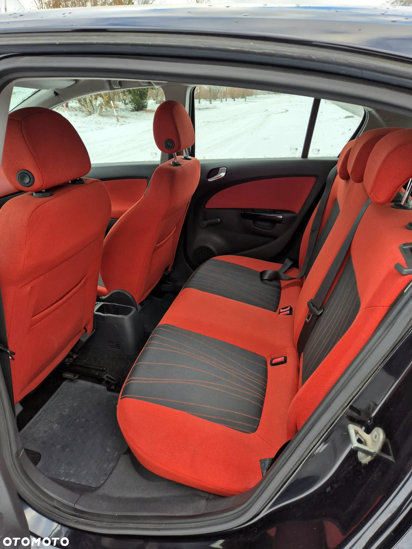 Opel Corsa 1.4 16V Enjoy - 10