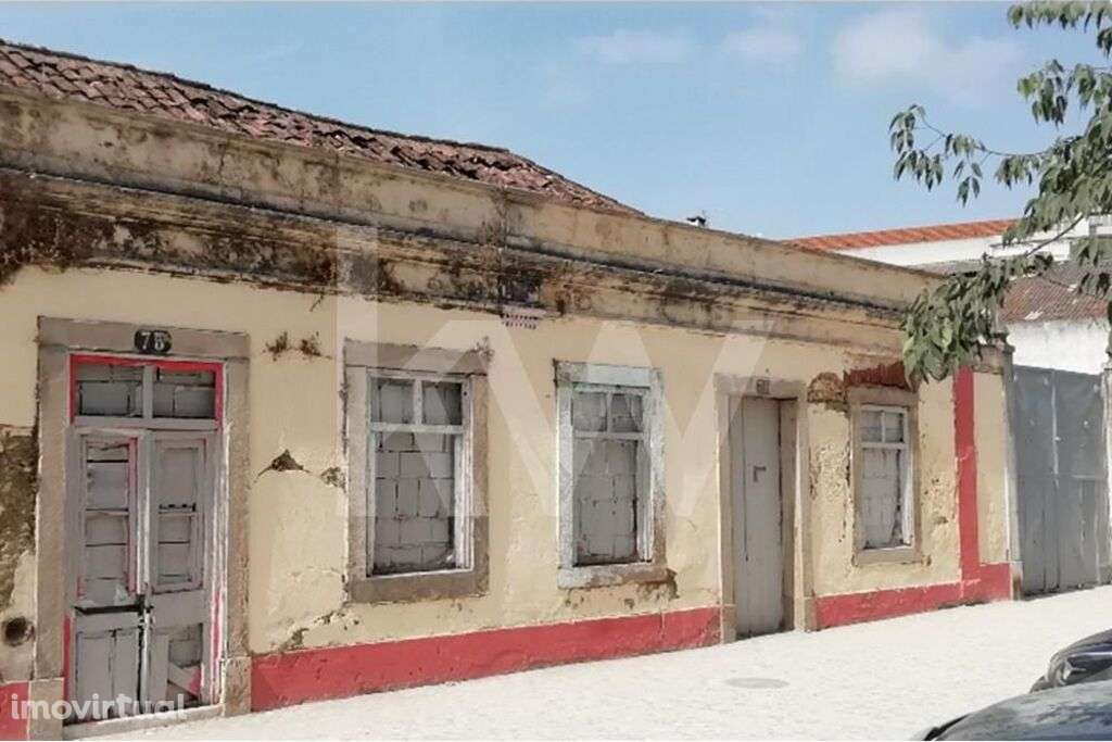 Terreno com 2.242m2 no centro de Setúbal na Av. dos Combatentes da Gra - Grande imagem: 5/19