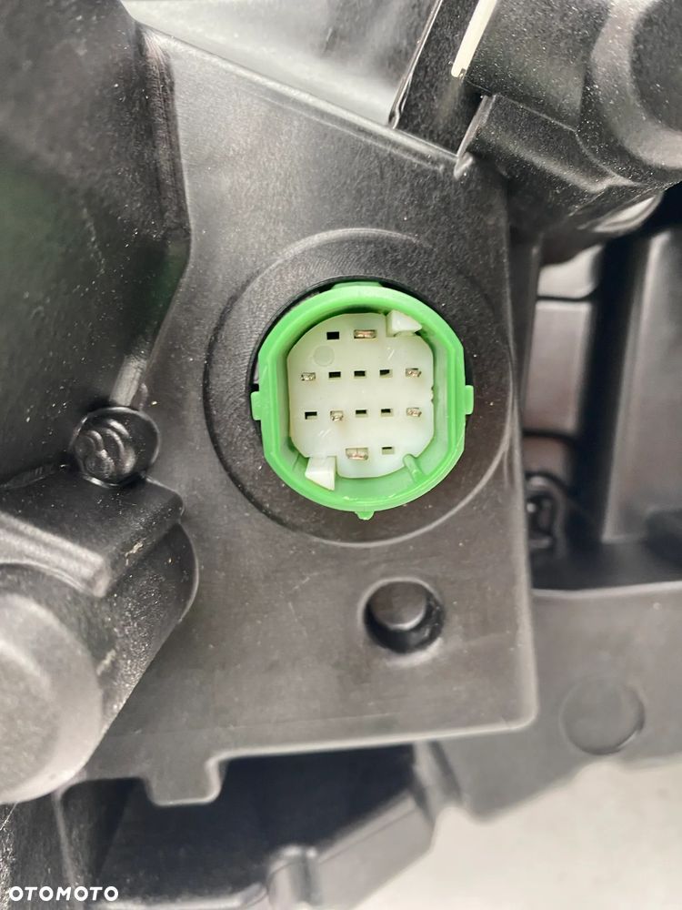 lampa maserati grecale full led lewa eu nowa cała - 12