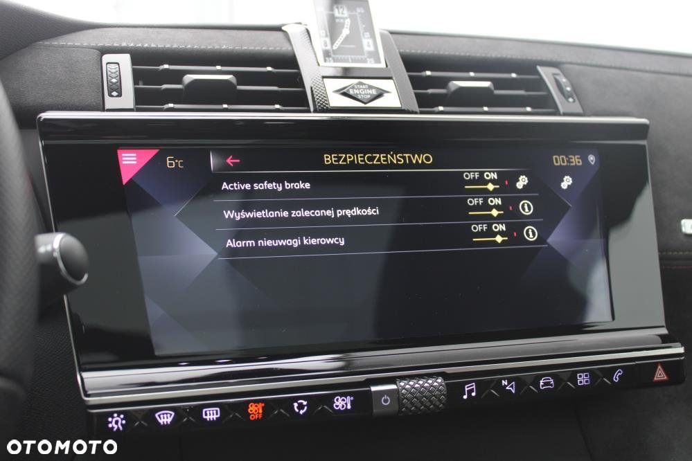 DS Automobiles DS 7 Crossback - 33