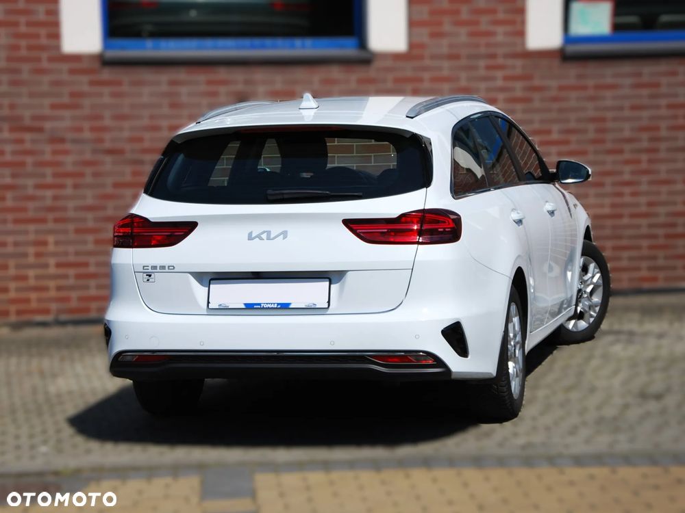 Kia Ceed - 18